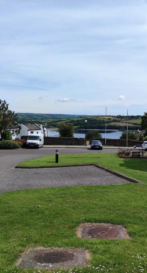 Joanna'S Studio , Key Locker By Whatsapp Own Entrance, Own Bathroom Youghal Dış mekan fotoğraf