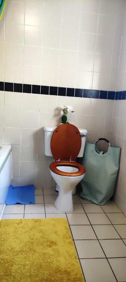 Joanna'S Studio , Key Locker By Whatsapp Own Entrance, Own Bathroom Youghal Dış mekan fotoğraf